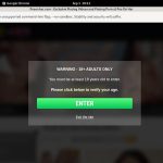 Pee On Her Porn Videos